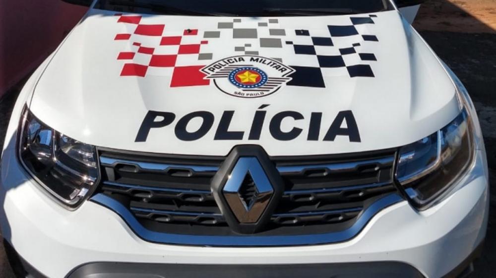 Criminosos ‘limpam’ restaurante no Centro enquanto dono viajava