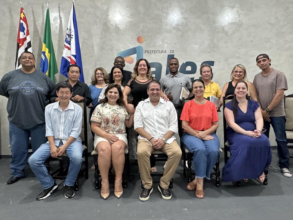 Prefeito Luis Henrique e autoridades participaram da posse dos conselheiros tutelares de Jales na quarta-feira, dia 10