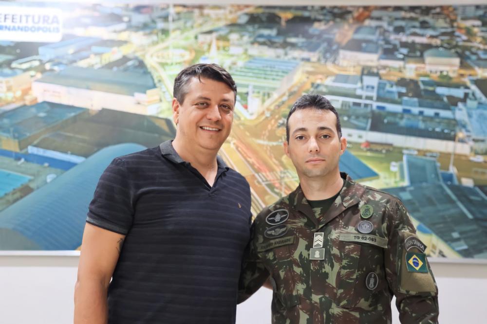 Prefeito recepciona oficialmente o novo comandante do TG de Fernandópolis