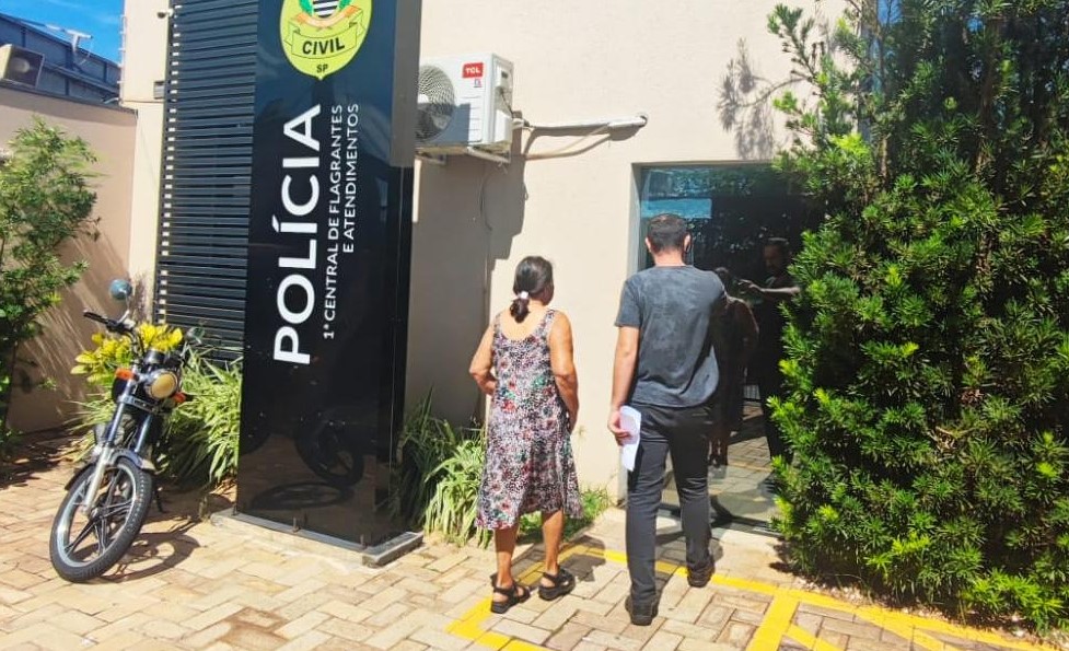 Idosa de 75 anos procurada por matar companheiro é presa após 26 anos