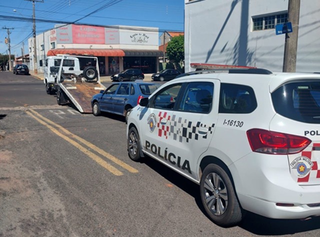 Homem é preso em Fernandópolis por embriaguez e porte de drogas