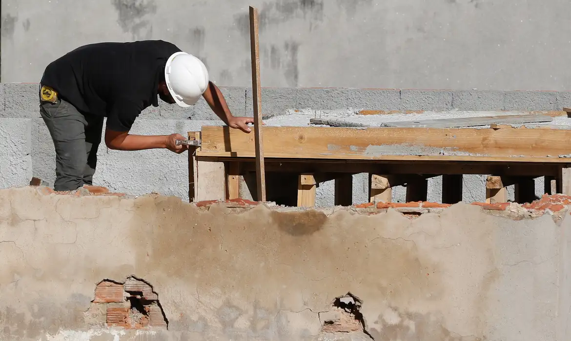 Retomada de obras paradas pode criar mais de 700 mil vagas de Educação Infantil