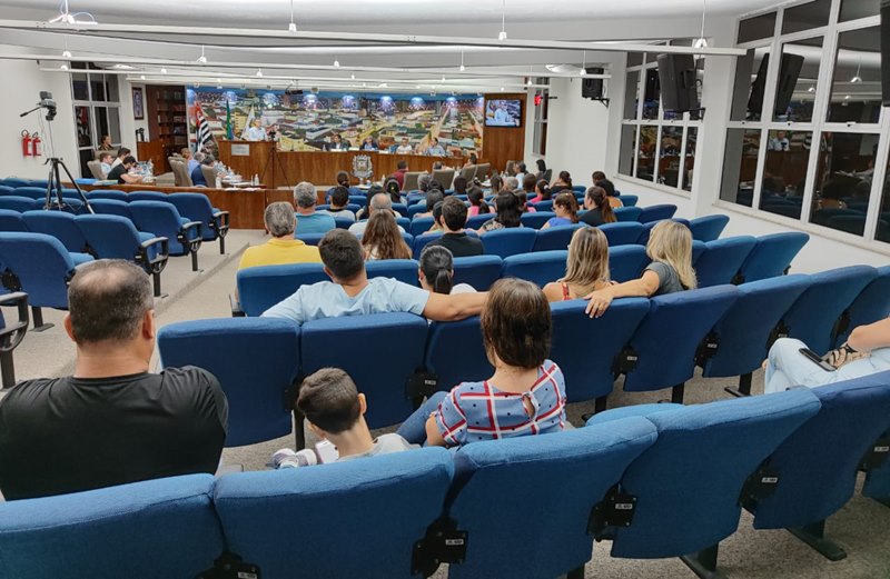 Vereadores de Fernandópolis declaram apoio aos aprovados em concurso 