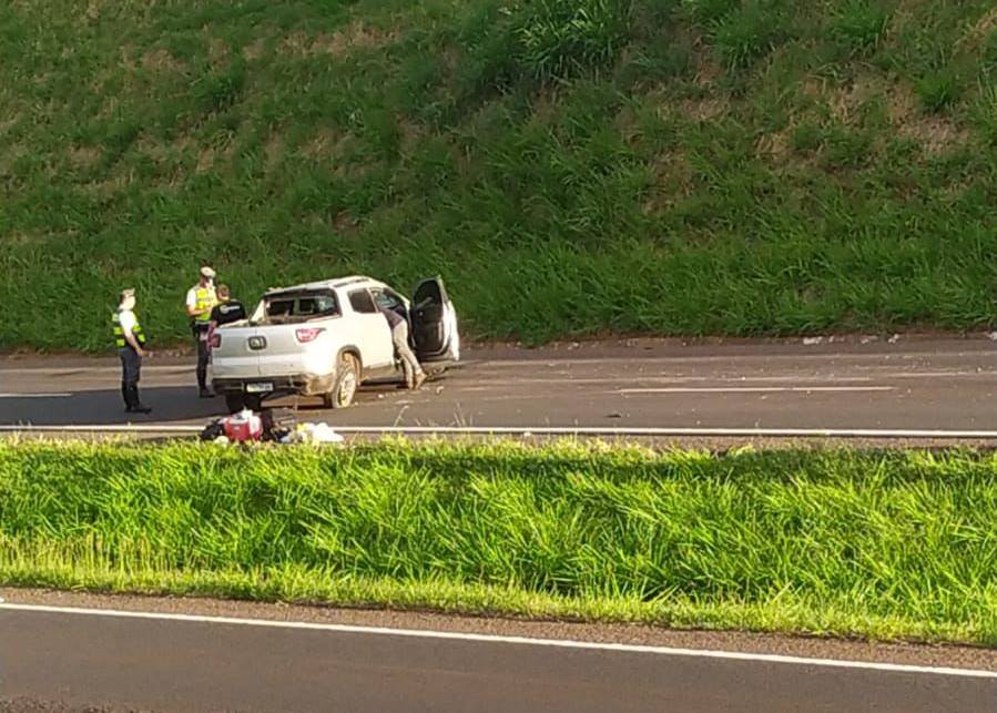 Capotamento na Euclides em Jales destrói veículo e motorista sai ileso 