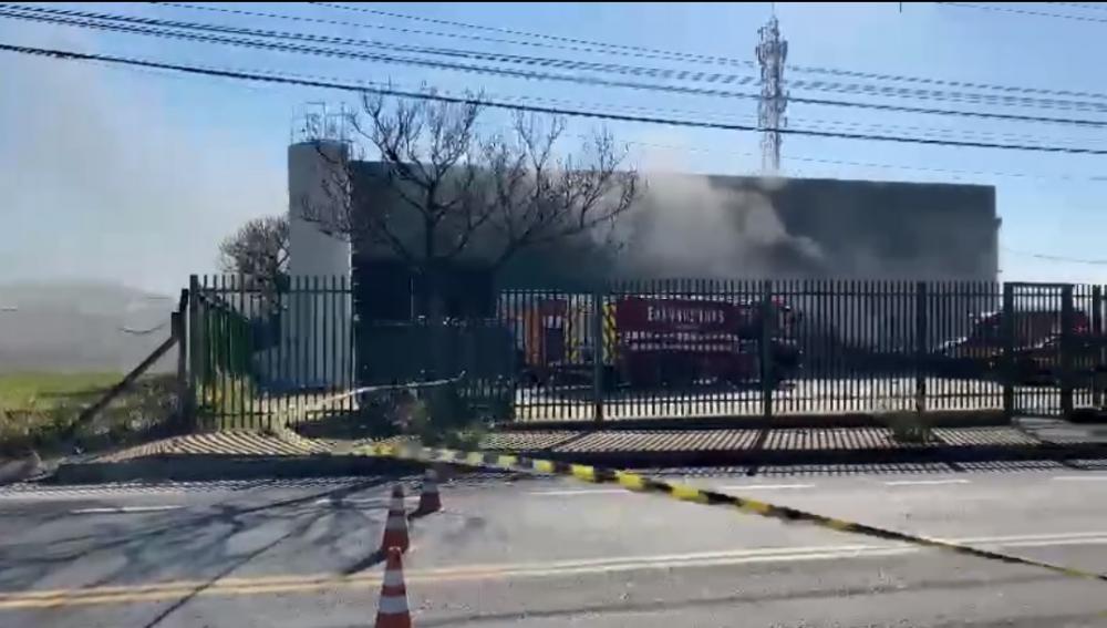 Loja de departamentos pega fogo em Rio Preto 