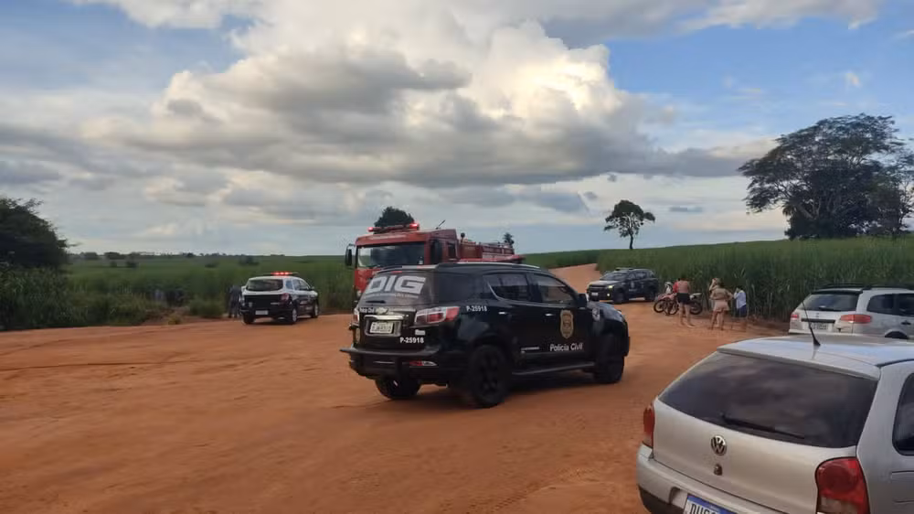 Conversa mostra trio suspeito de matar família encontrada com sinais de execução 