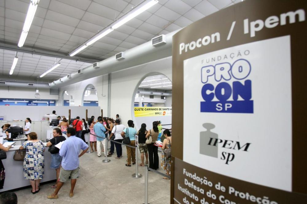 Procon-SP revela lista das empresas com mais reclamações 