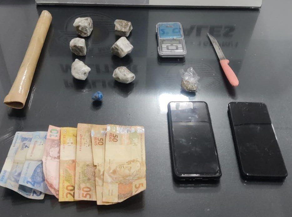 Suspeito de tráfico de drogas é detido 