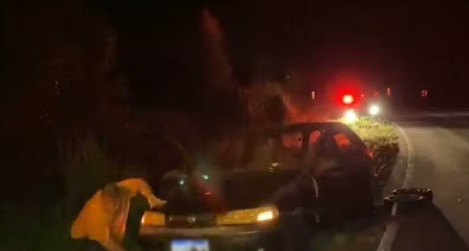 Motorista atropela e mata homens que trocavam pneu de carro em vicinal 