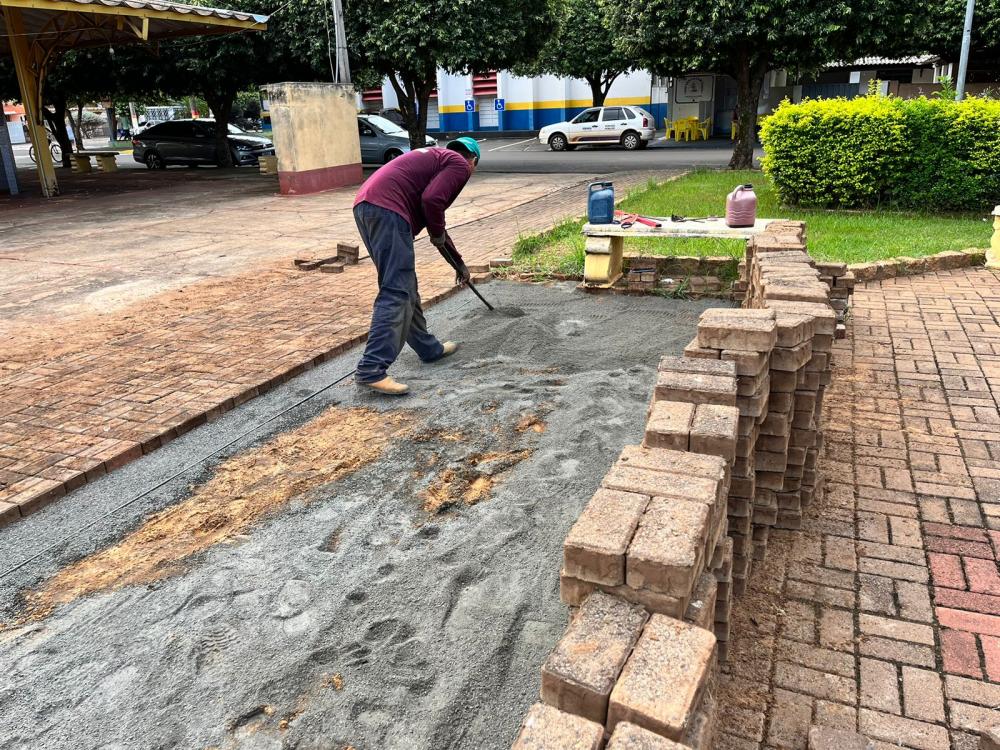 Iniciada obra de revitalização da Praça Osmar Novaes em Rubineia 