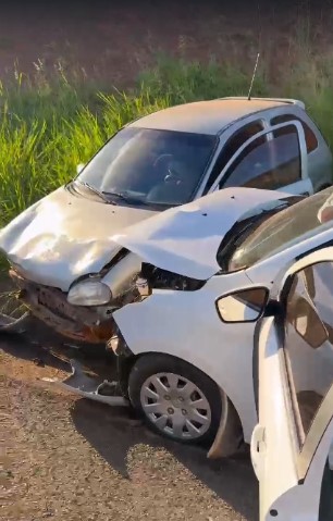 Colisão na Euclides de Cunha deixa um ferido em Fernandópolis 