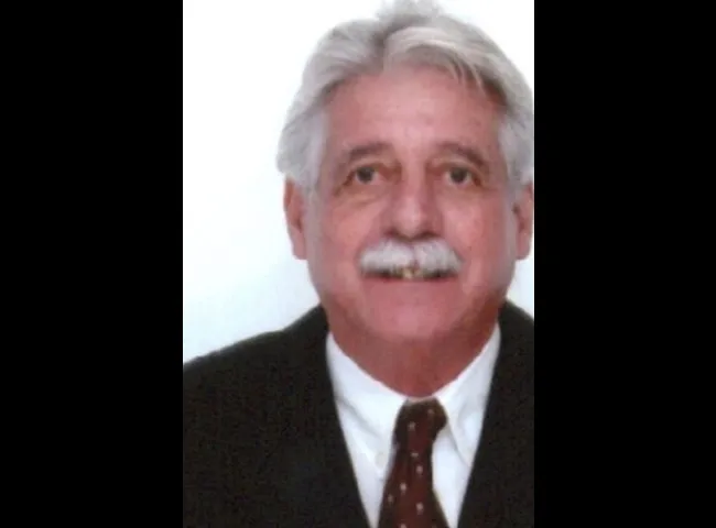 Morre o advogado aposentado João Pimenta após ser internado em clínica