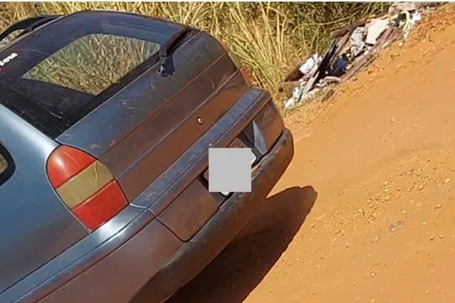 Veículo flagrado em descarte irregular em Fernandópolis