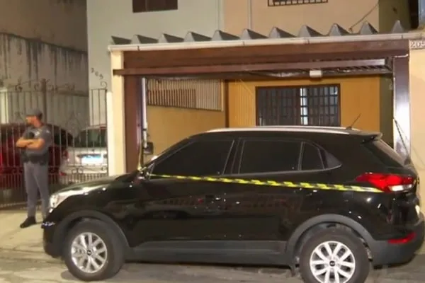 Tiros e facadas: adolescente de 16 anos mata pais adotivos e irmã