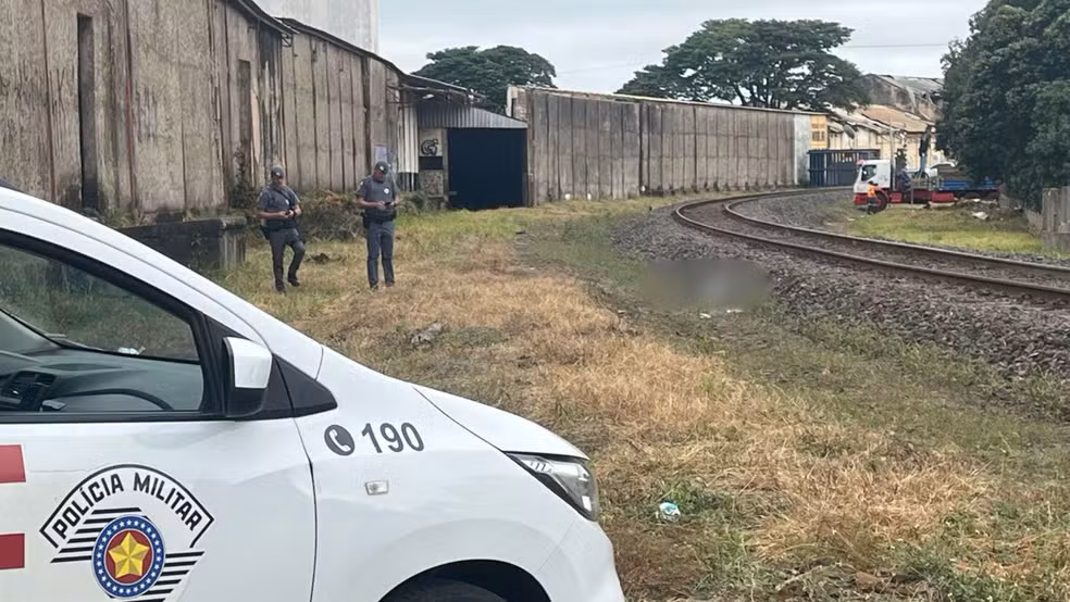 Homem é encontrado morto com sinais de esfaqueamento próximo à linha do trem em Mirassol
