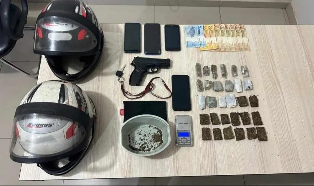 PM prende dupla envolvida em roubo e tráfico em Rio Preto