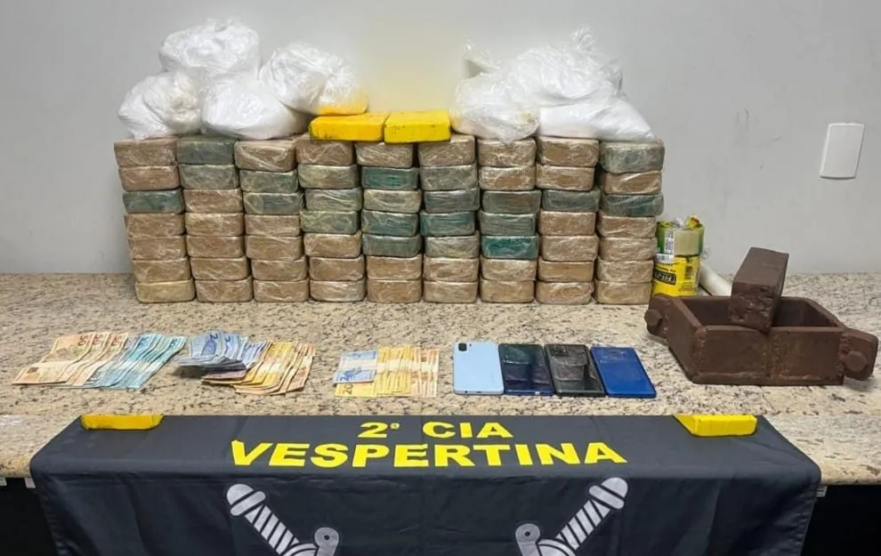 9º BAEP prende casal com quase 70 kg de droga em Rio Preto