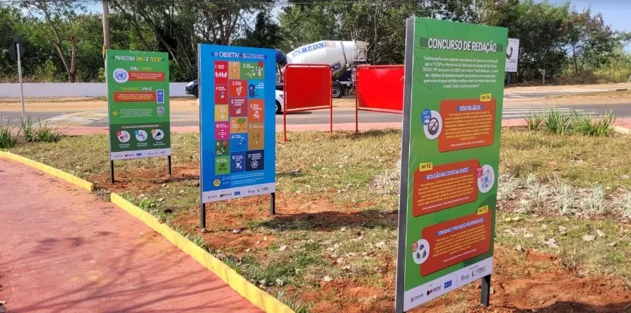 Fernandópolis recebe totens do TCE sobre Desenvolvimento Sustentável
