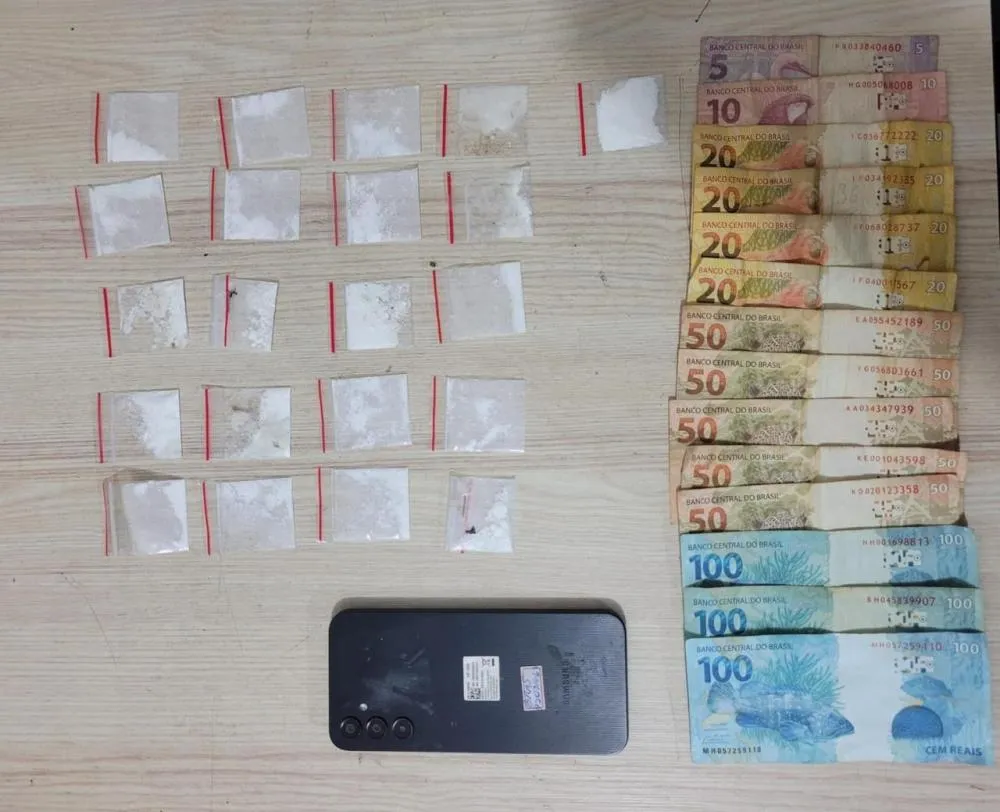 Suspeito é preso com drogas e celular furtado em Rio Preto