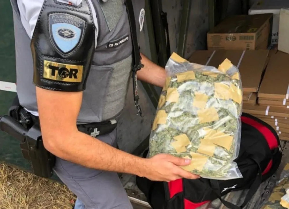 Boliviano é preso com drogas pela Polícia Rodoviária em Rio Preto