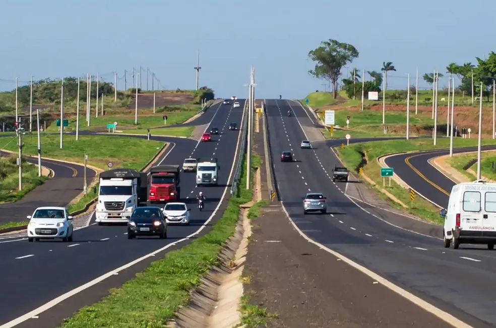 Motociclista morre em acidente na Rodovia Transbrasiliana em Rio Preto