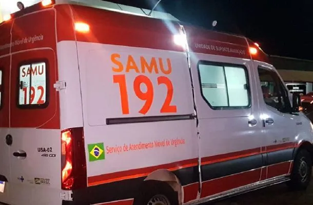 Jovem de 21 anos fica gravemente ferido após ser atropelado