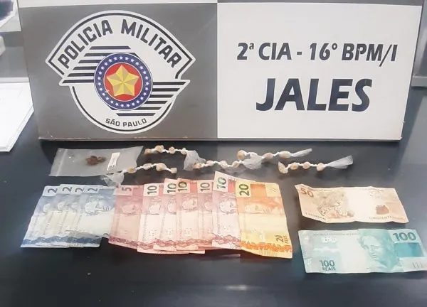 Polícia Militar prende dupla com drogas em bar de Jales