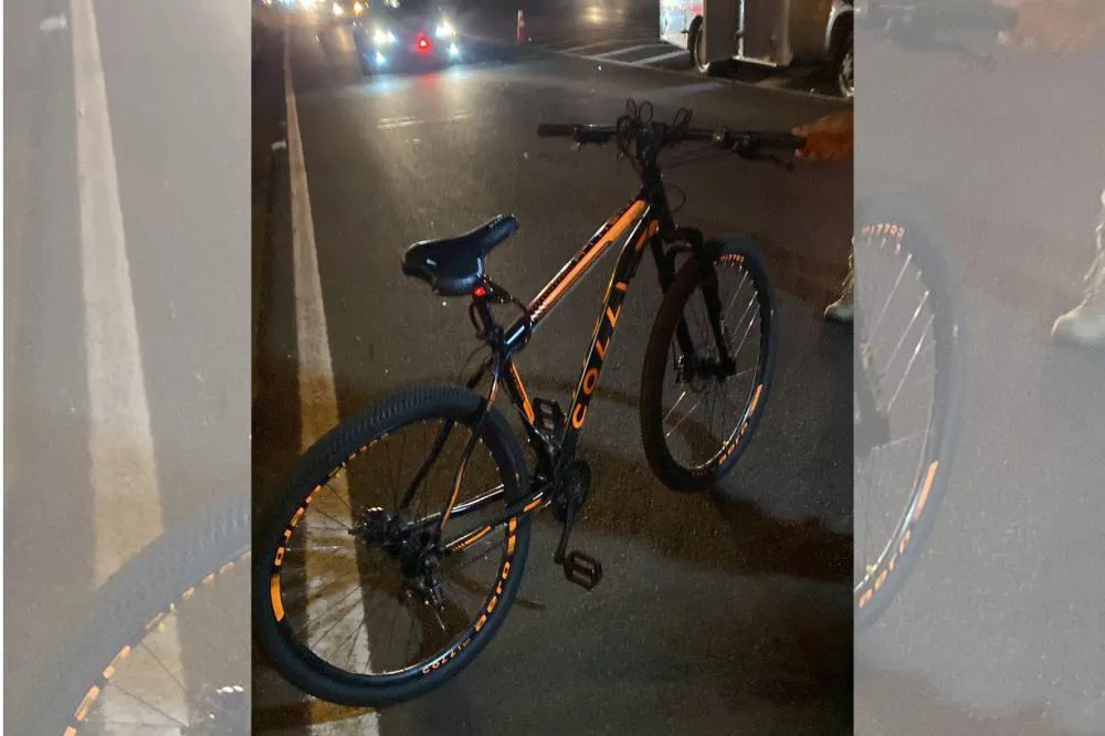 Ciclista de 72 anos é socorrido em estado grave após ser atropelado