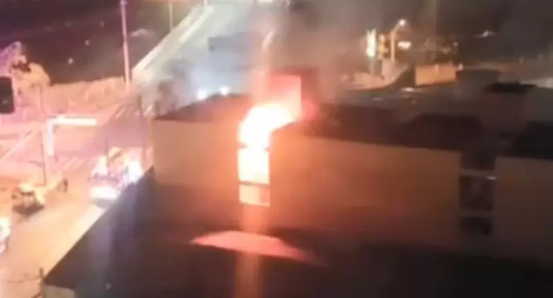 Incêndio em apartamento termina com resgate de animais