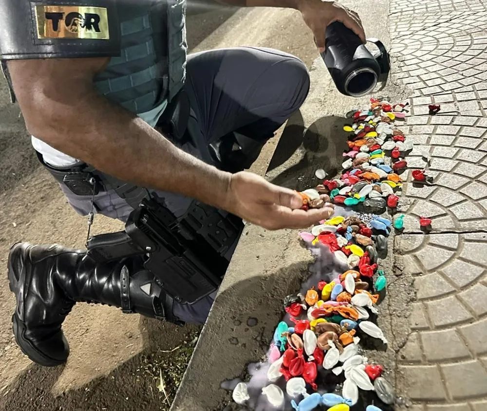 Mulher é presa por tráfico de drogas em ônibus interestadual em Presidente Epitácio