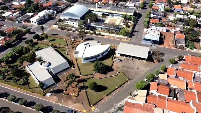 Polícia Civil Realiza Diligência na Prefeitura de Macedônia para Investigar Sistema de Licitações