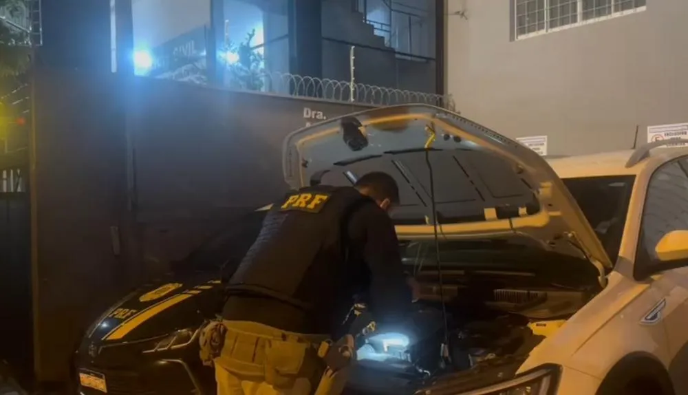 PRF recupera em Rio Preto carro de luxo que não foi ‘devolvido’ para locadora