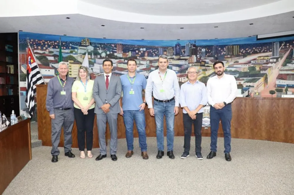 Câmara de Fernandópolis encerra ciclo de reuniões com Elektro e MP sobre melhorias no fornecimento de energia