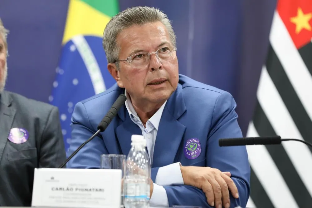 Proteção animal: Carlão Pignatari defende projeto que proíbe violência em adestramento