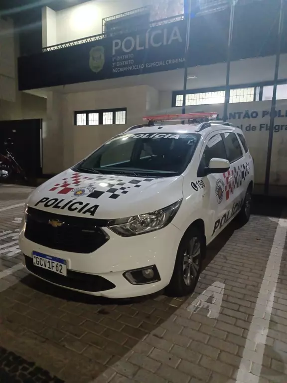 Homem agride esposa, dorme e é surpreendido pela polícia