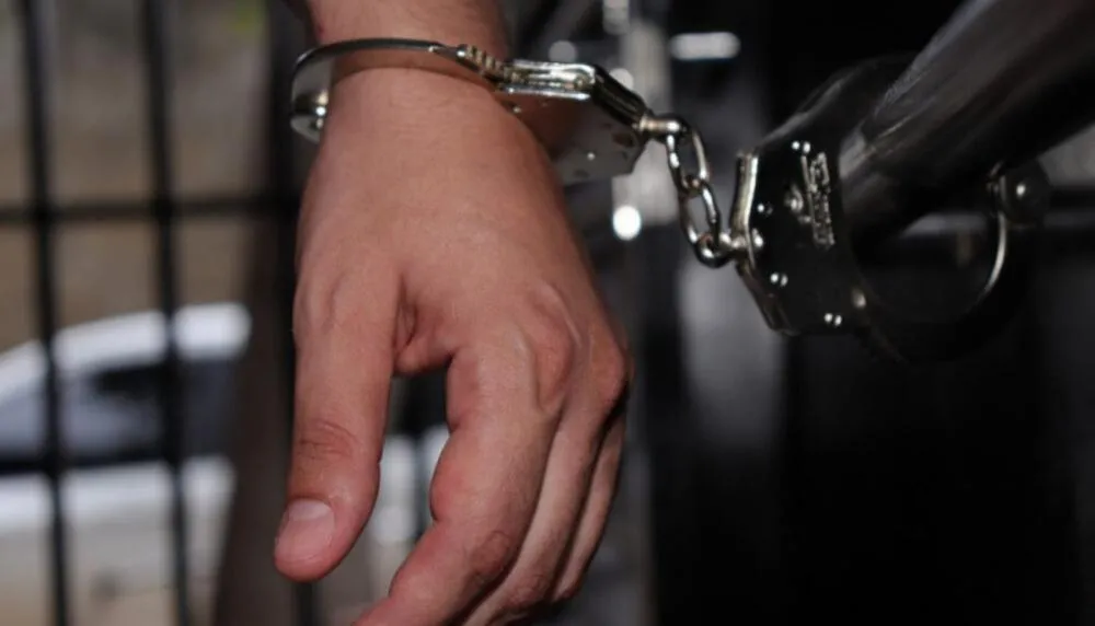 Homem tenta subornar PMs com R$ 4 mil, mas é mantido preso em Rio Preto