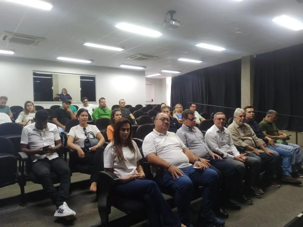 Prefeito Cantarella participa de reunião do COTIMARG 