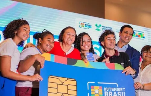 Programa Internet Brasil atinge a marca de 159 mil chips distribuídos para estudantes