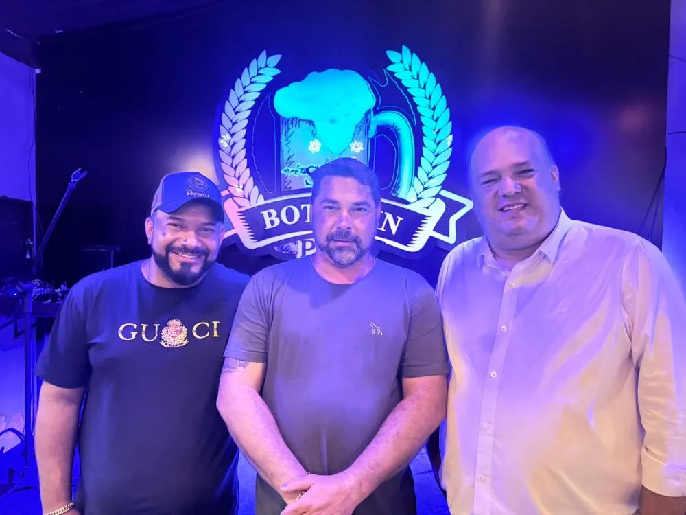 Vereador André do Botiquin e Cantor Bredy Realizam Palestra sobre Gestão Financeira para Empresários de Fernandópolis