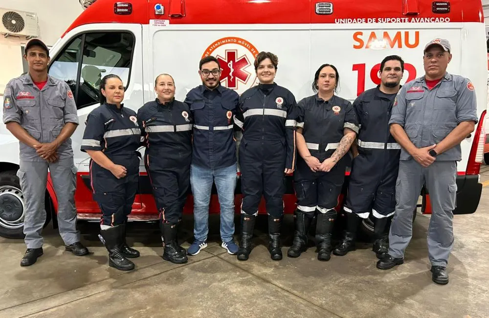 Vida salva na base do SAMU emociona socorristas 