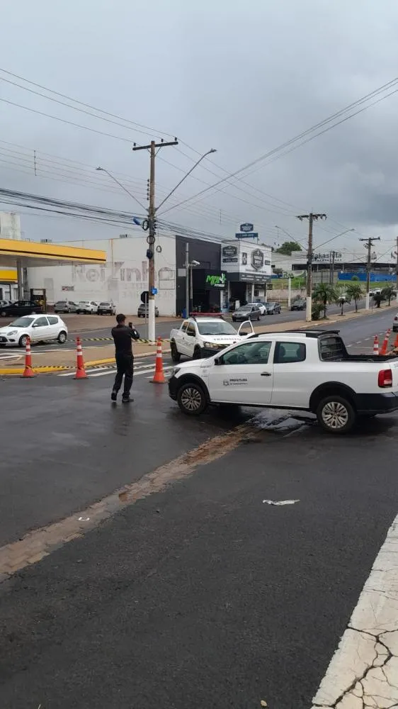Interdição na Avenida Expedicionários Brasileiros 