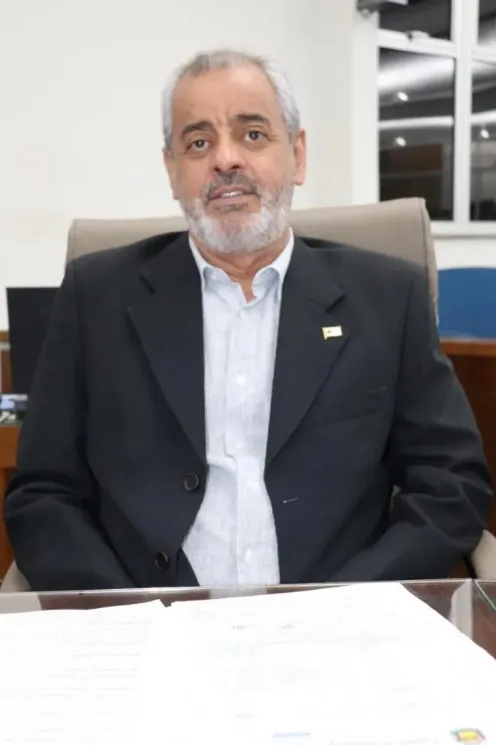 Carlos Cabral cobra permanência da jornada ampliada para professores da rede municipal