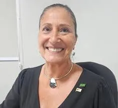 Secretária de Educação é convocada pela Câmara para prestar esclarecimentos 