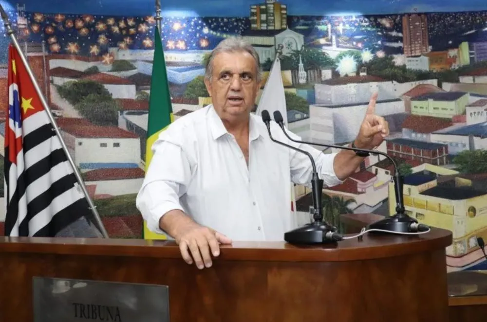 Câmara presta homenagem a Júlio Semeghini Neto, filho de Fernandópolis e ex-deputado federal