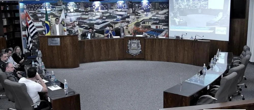 Audiência apresenta redução do déficit atuarial do IPREM no plenário da Câmara