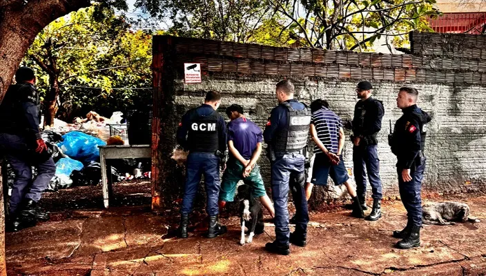 Operação aborda 29 pessoas e apreende menor no Centro de Rio Preto