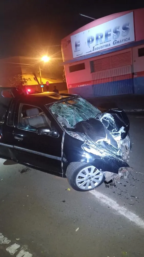 Grave acidente deixa casal ferido na madrugada de terça-feira na Brasilândia 