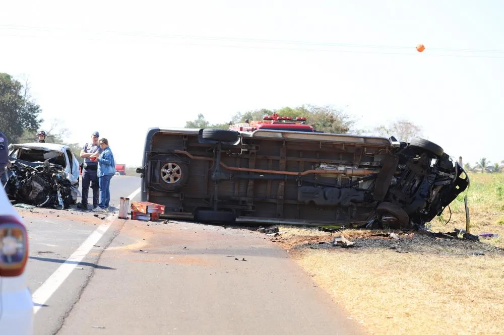 Grave acidente na rodovia Feliciano Sales Cunha deixa nove feridos