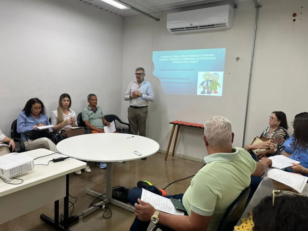 Saúde debate fortalecimento de políticas para a terceira idade 