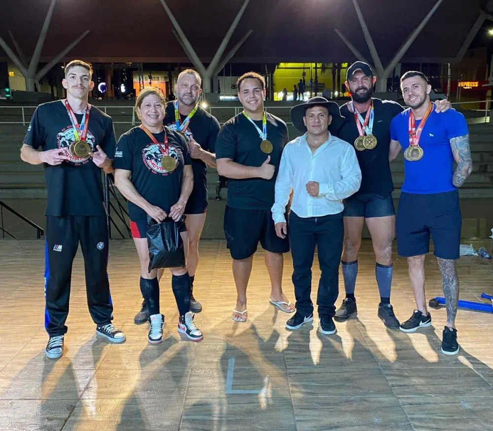 Atletas da cidade se destacam em competições de xadrez, futebol, ciclismo e basquete no fim de semana